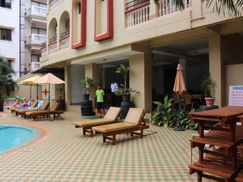 Lambana Resort Calangute Exterior photo