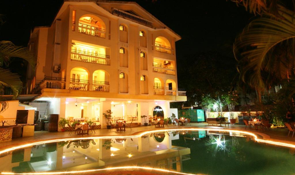 Lambana Resort Calangute Exterior photo